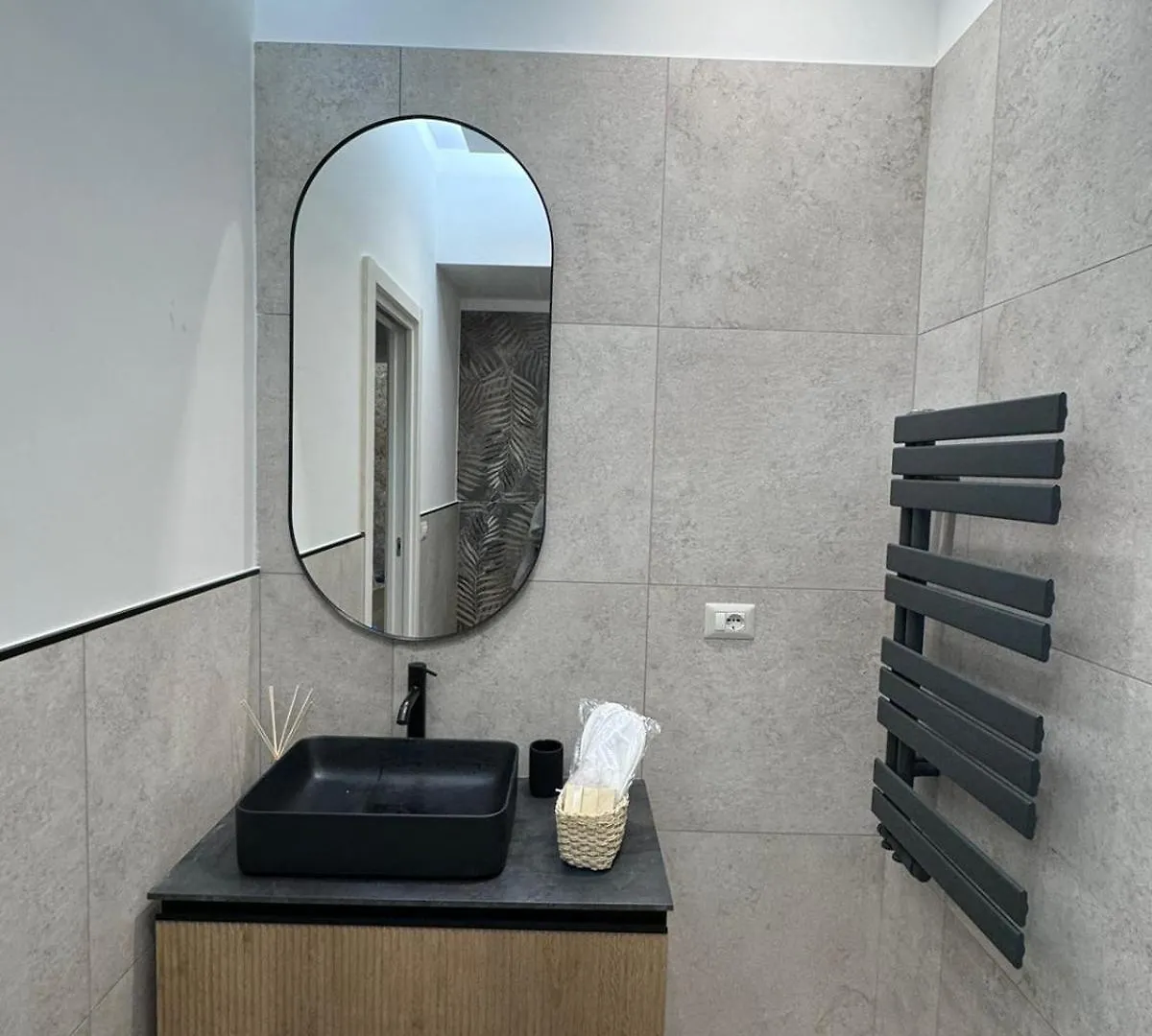 Mirea Garden Apartment Naples 0*,  Italy