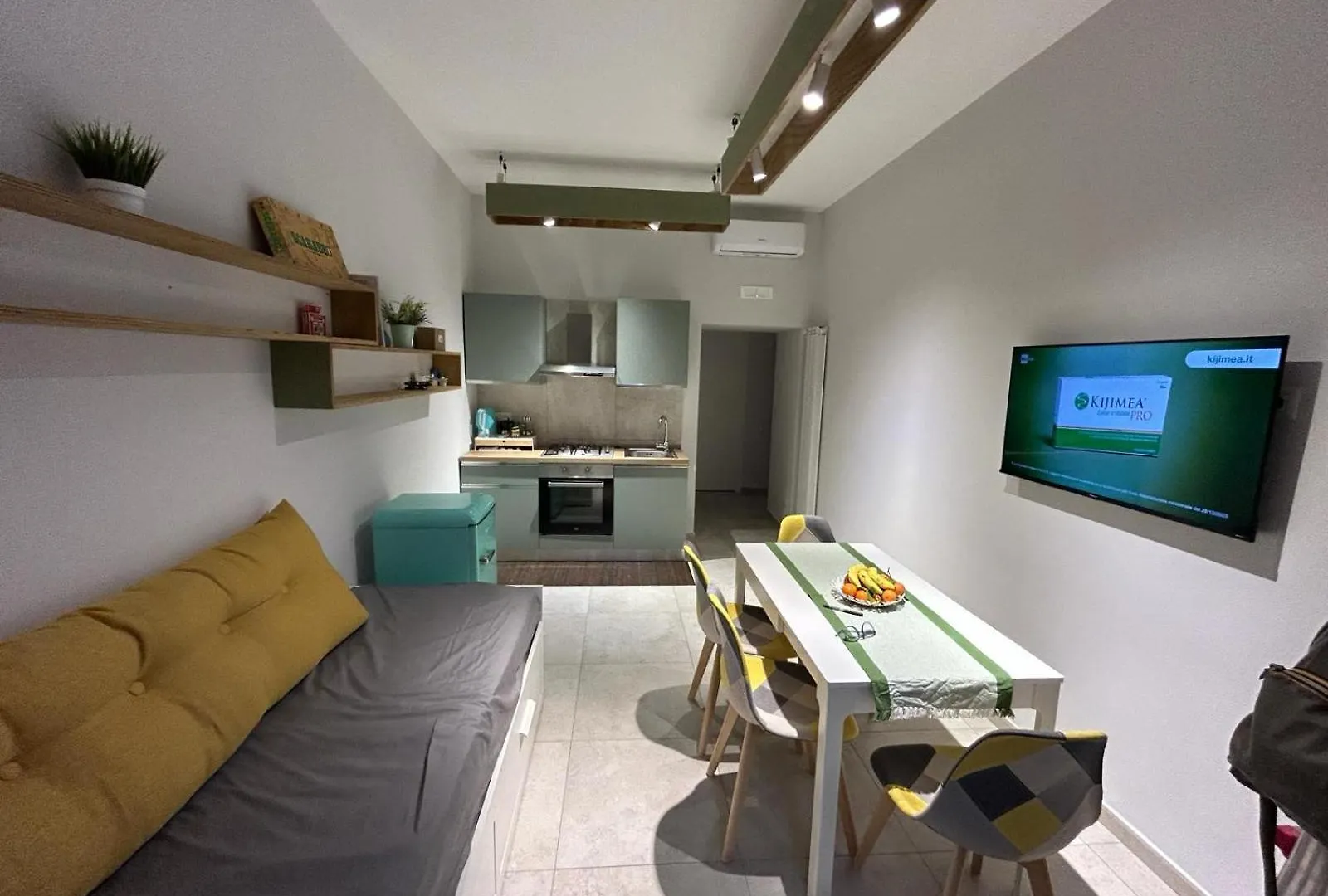 Mirea Garden Apartment Naples Italy